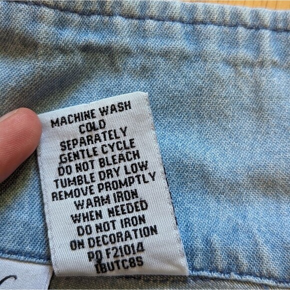 Blair Two-Twenty Collection Vintage Butterfly Embroidered Blouse Size Medium - Picture 6 of 9